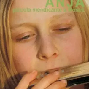 Anja piccola mendicante a Mosca Nuova Collezione