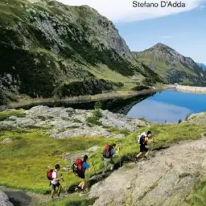 Escursionismo nelle valli bergamasche. 60 itinerari per tutte le gambe e in tutte le stagioni Prezzo Conveniente
